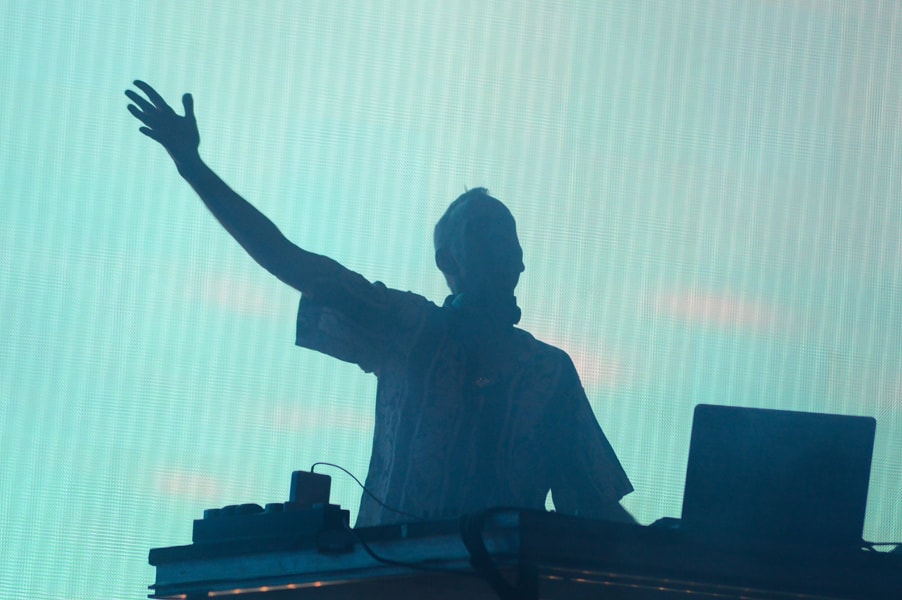 CUMBRE TAJÍN DÍA 4: NOCHE ELECTRIZANTE