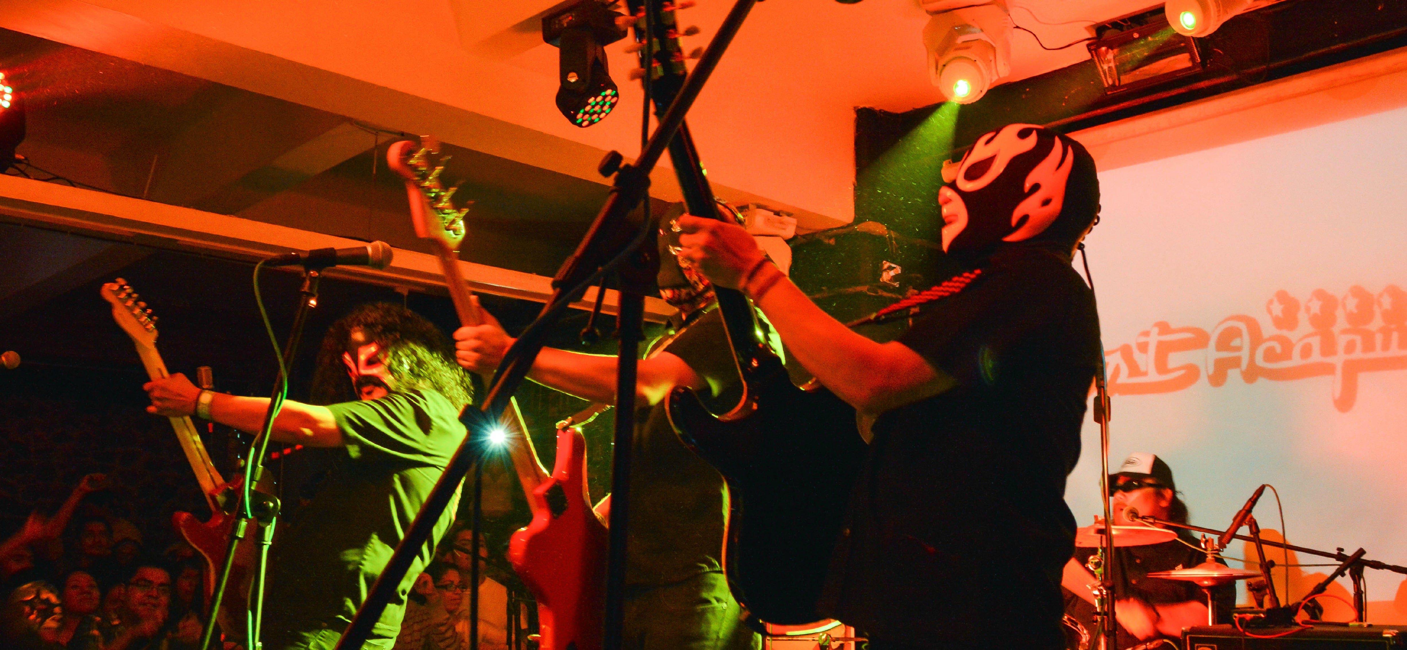 Olas, Palmeras y Surf en el Pasagüero