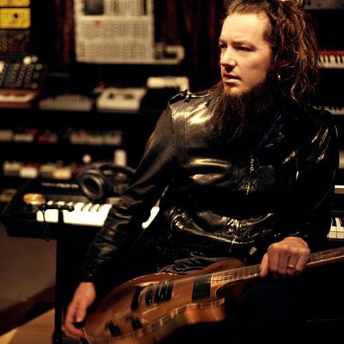 NIN anuncia nuevo bajista