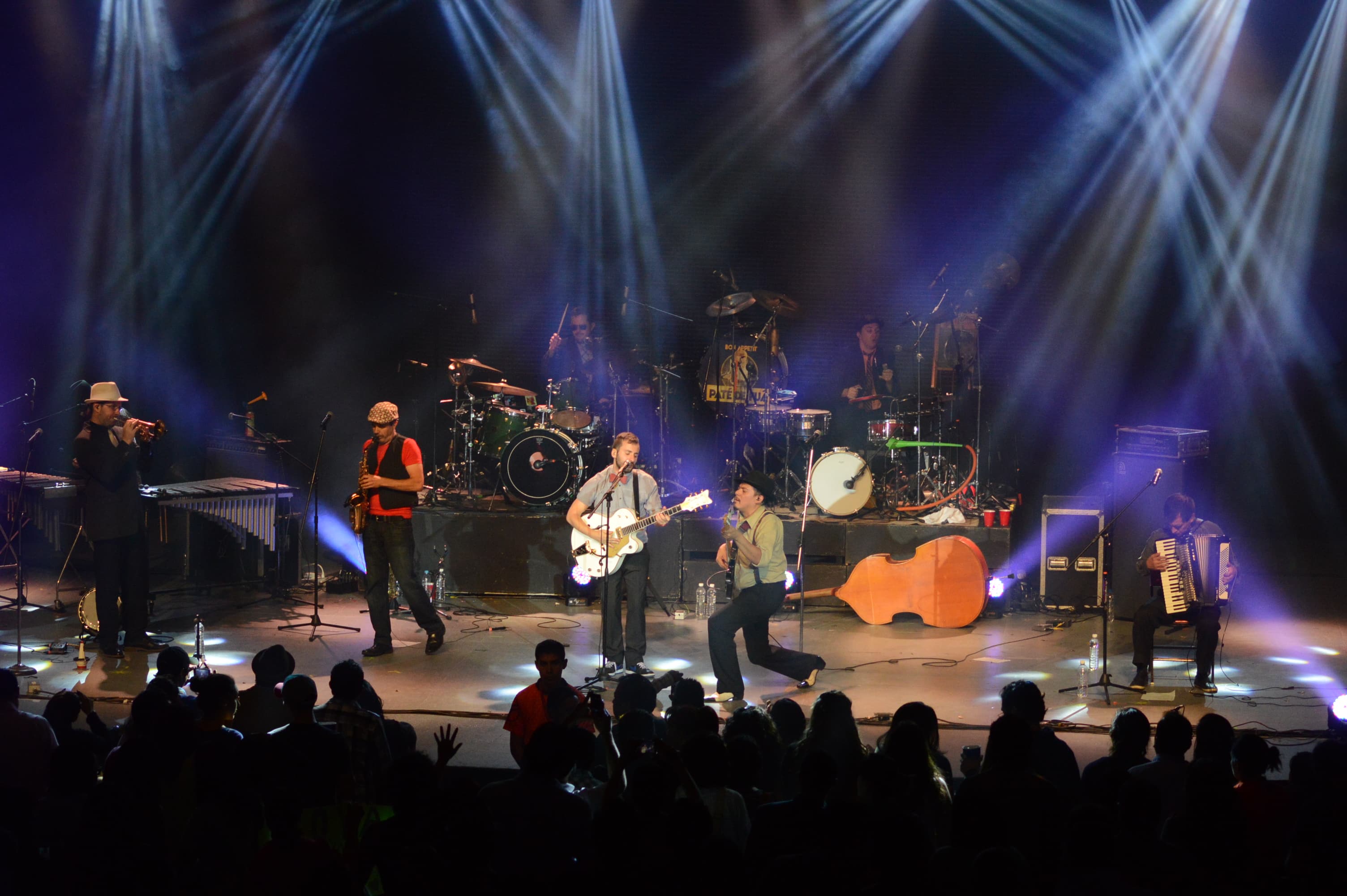 Rock en el Blanca: Romanticismo y Folklore