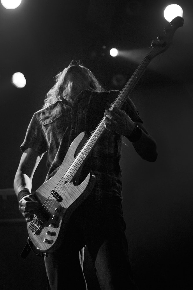 Riverside: Una tarde lluviosa directa de Varsovia