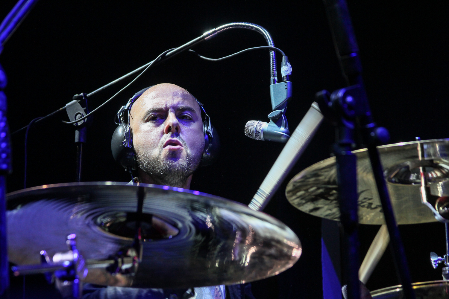 El Columpio Asesino y la demolición de las paredes