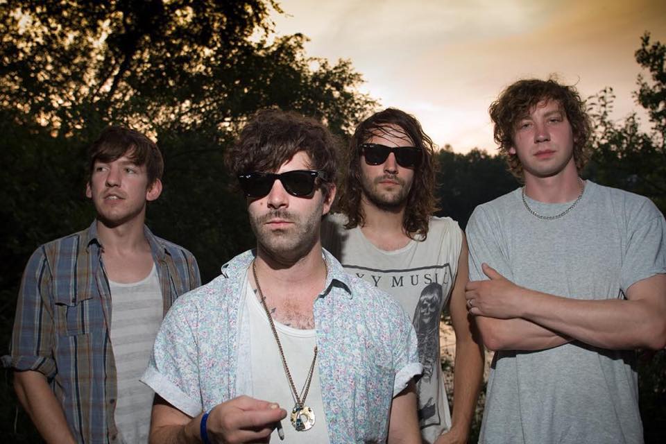 Foals comparte el video de "Birch Tree" Indie Rocks!