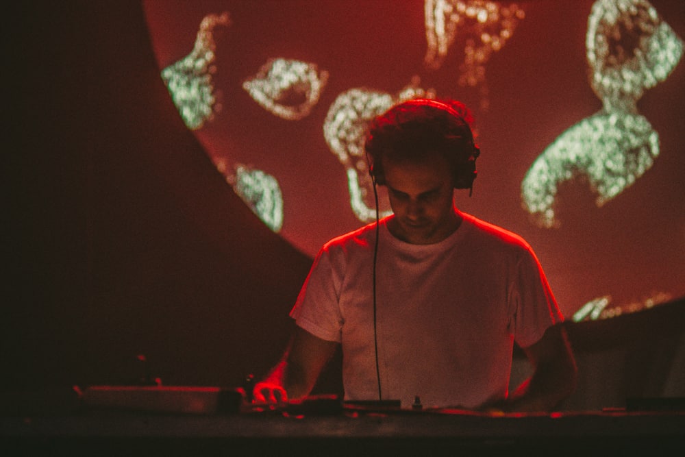 Avant MUTEK: Four Tet + Ben UFO en el Auditorio Blackberry