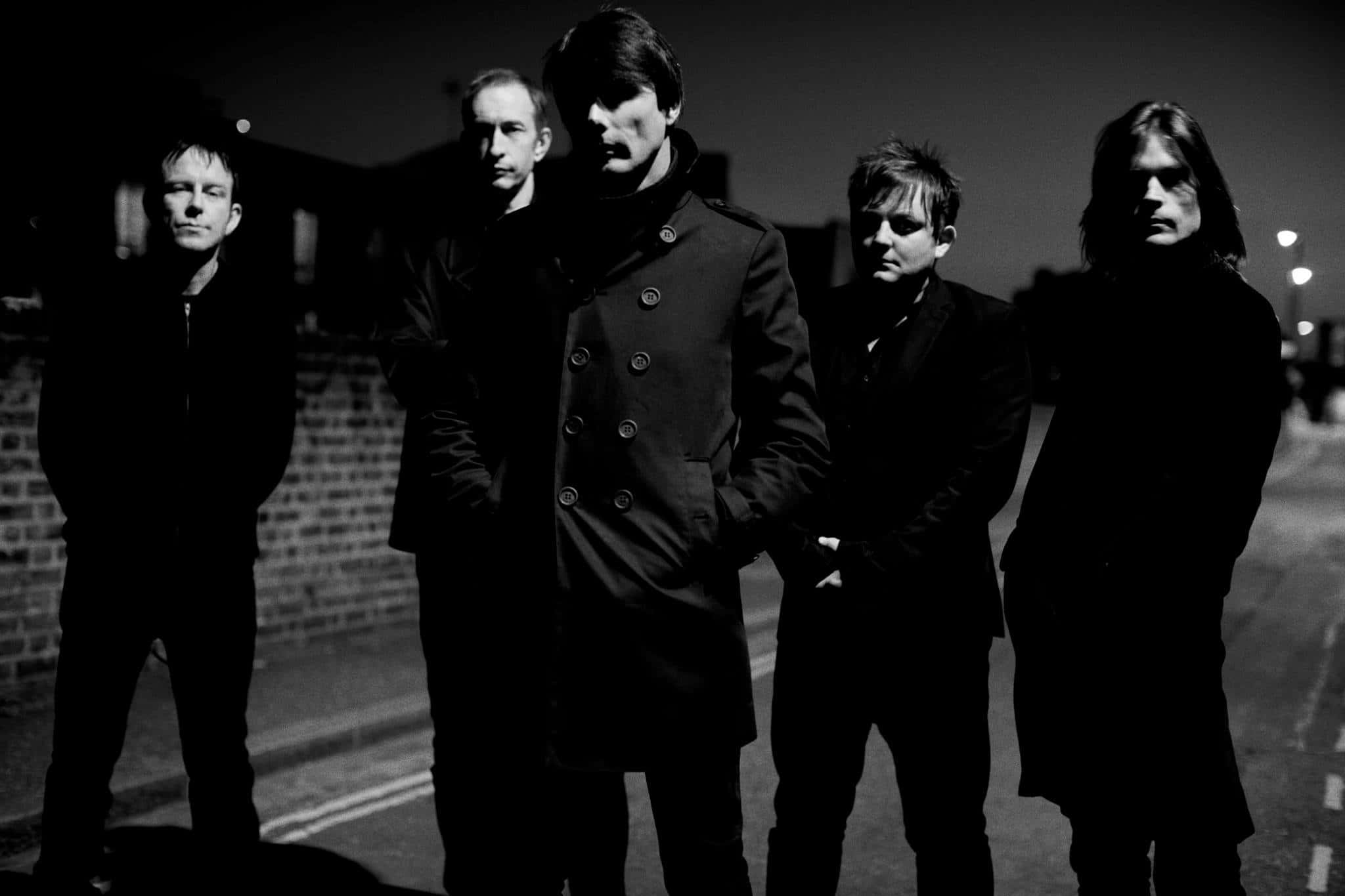 Suede estrenará documental 'The Insatiable Ones'