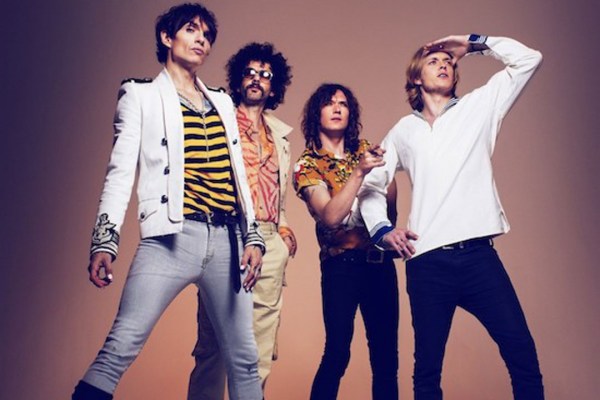 Escucha lo nuevo de The Darkness