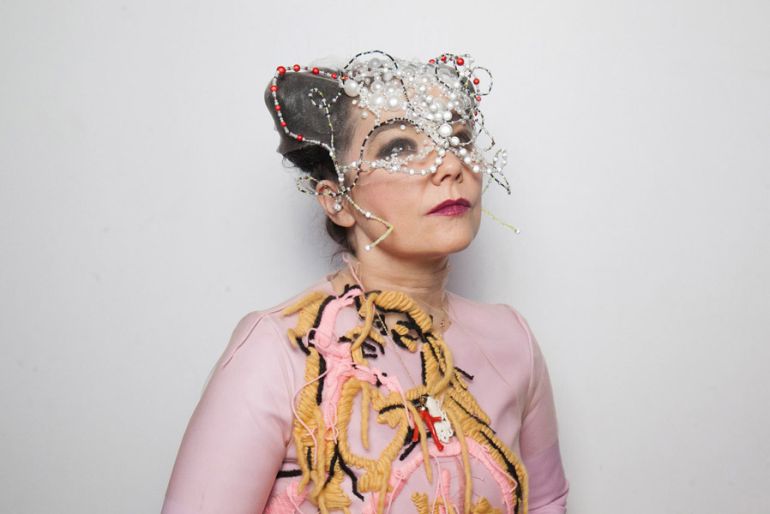 Björk anuncia nuevo sencillo