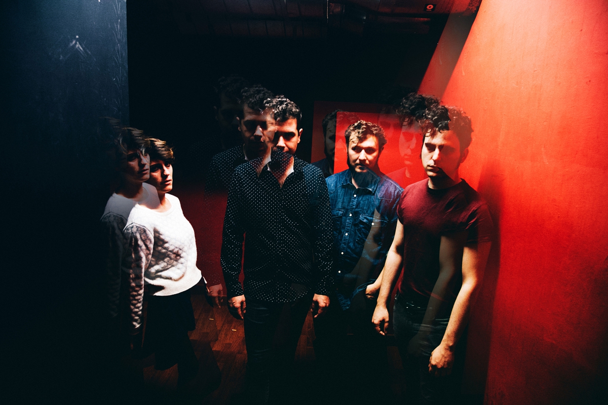 Triángulo de Amor Bizarro estrena 