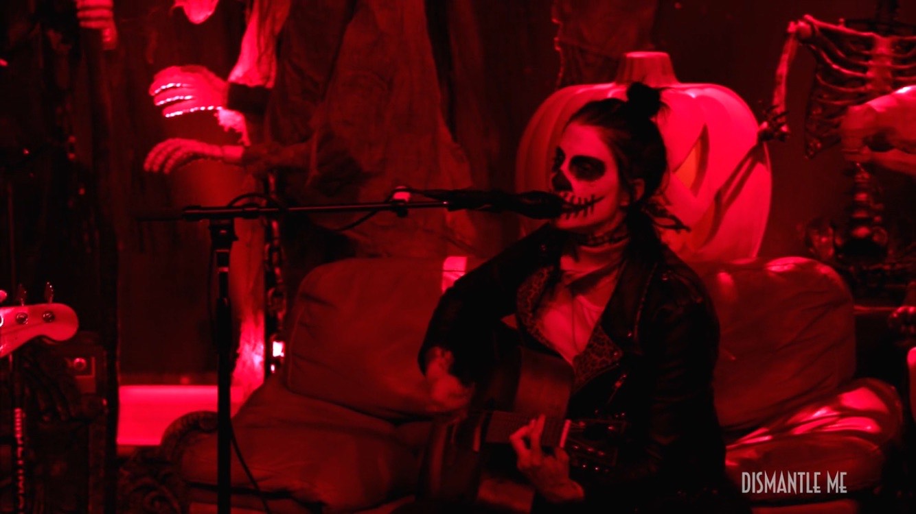 The Distillers Halloween Special (2)