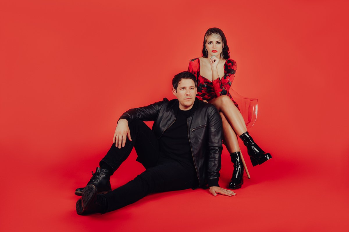 Dear Roughe Dear Rouge estrena “Fake Fame”