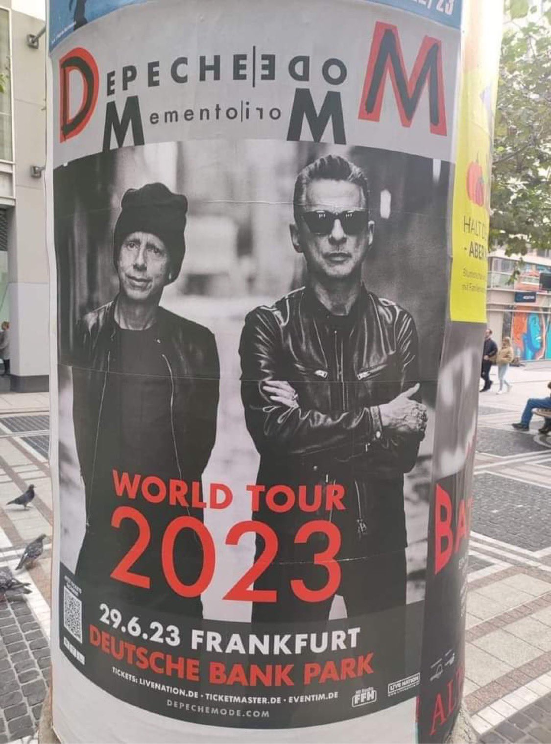 Depeche-Mode-2022