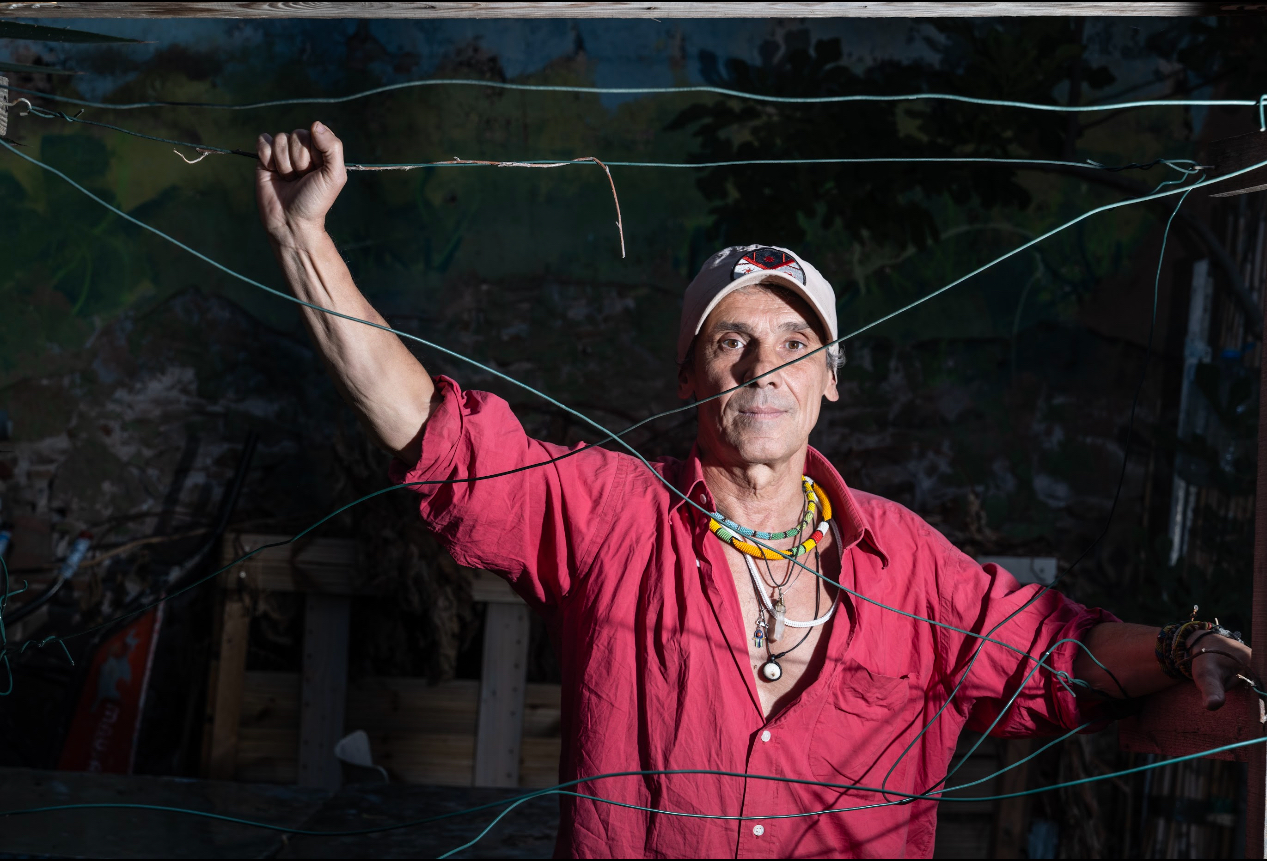 Manu Chao estrena “Tú Te Vas” con Laeti