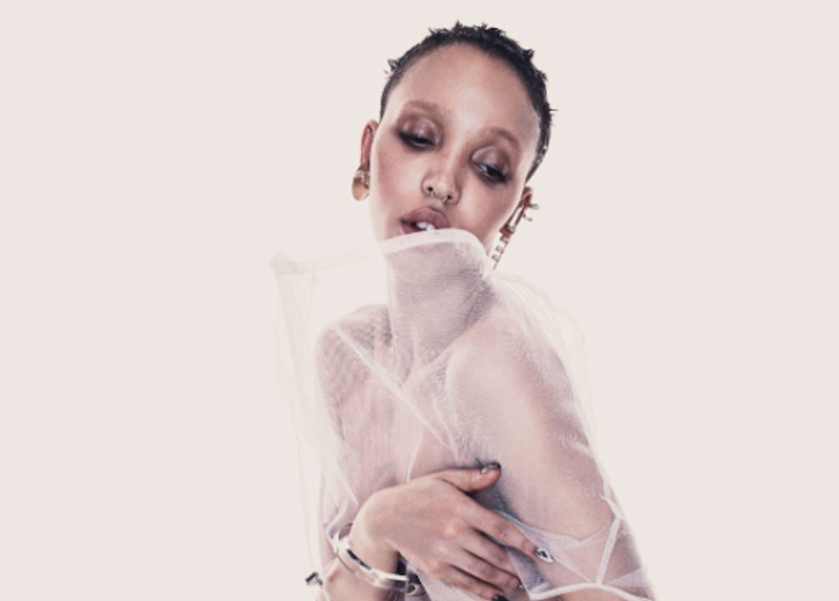 Fka Twigs Portada