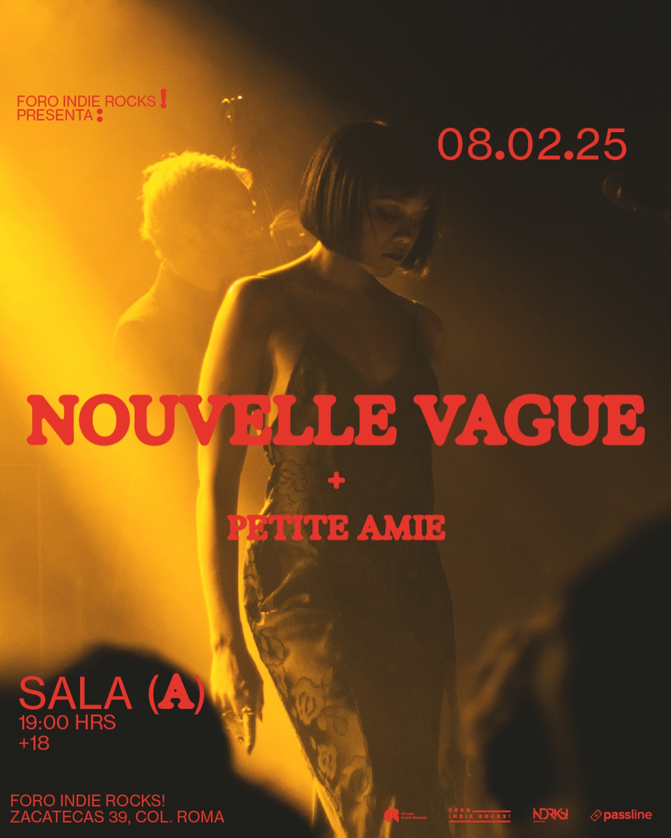 Nouvelle Vague Petite Amie