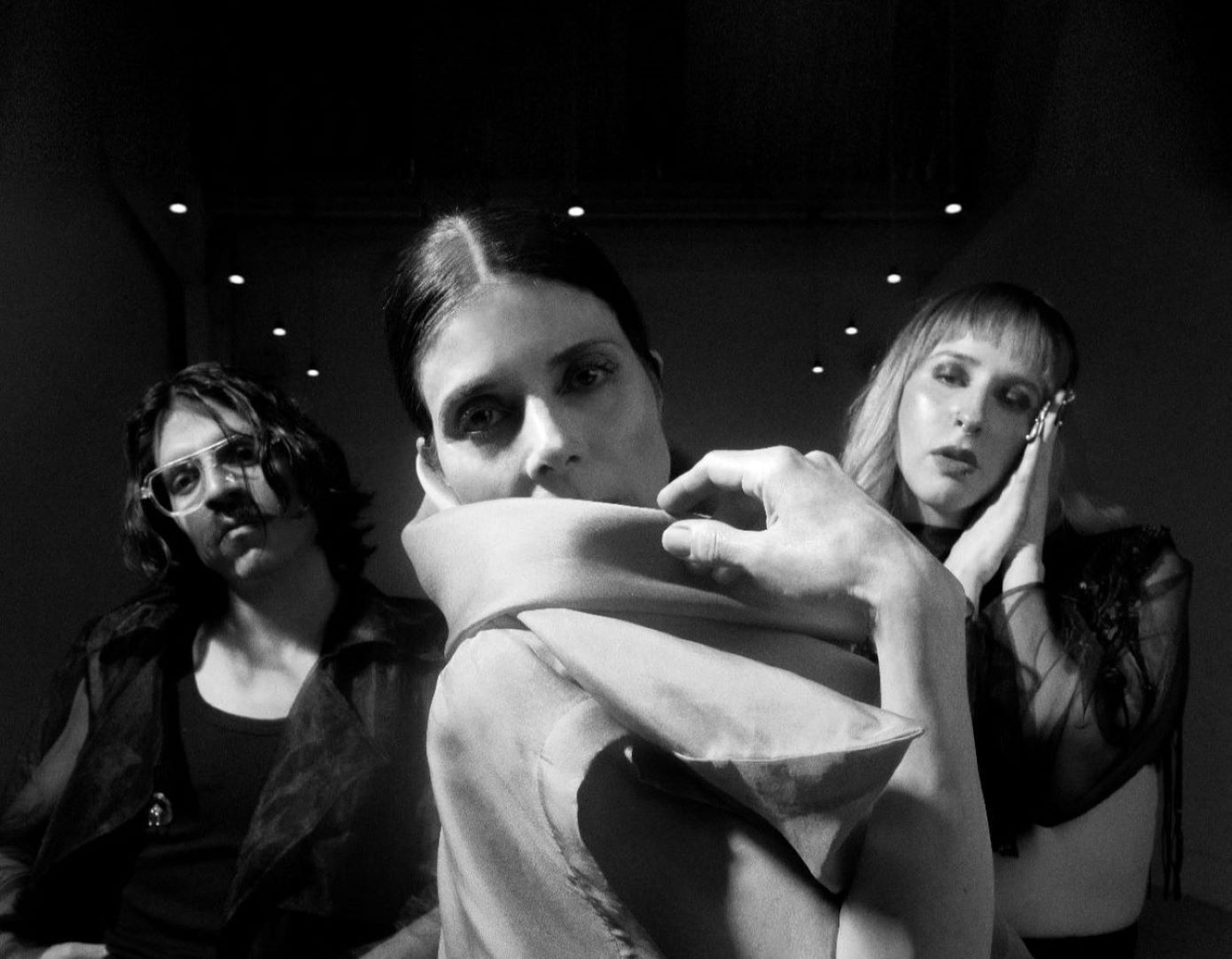 BUDAYA y Ely Guerra reinterpretan “Tengo Frío”