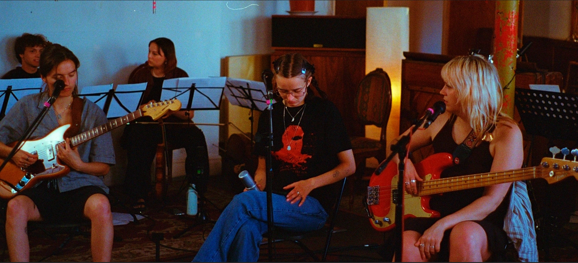 Goat Girl anuncia el EP, 'Below The Waste - Orchestrated'