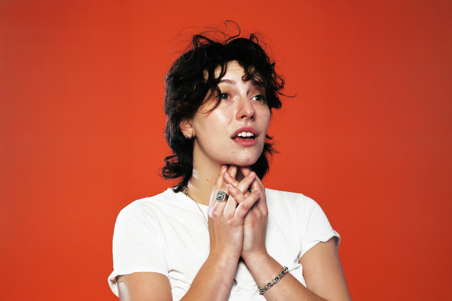 King Princess anuncia 'Girl Violence' con el sencillo “RIP KP”