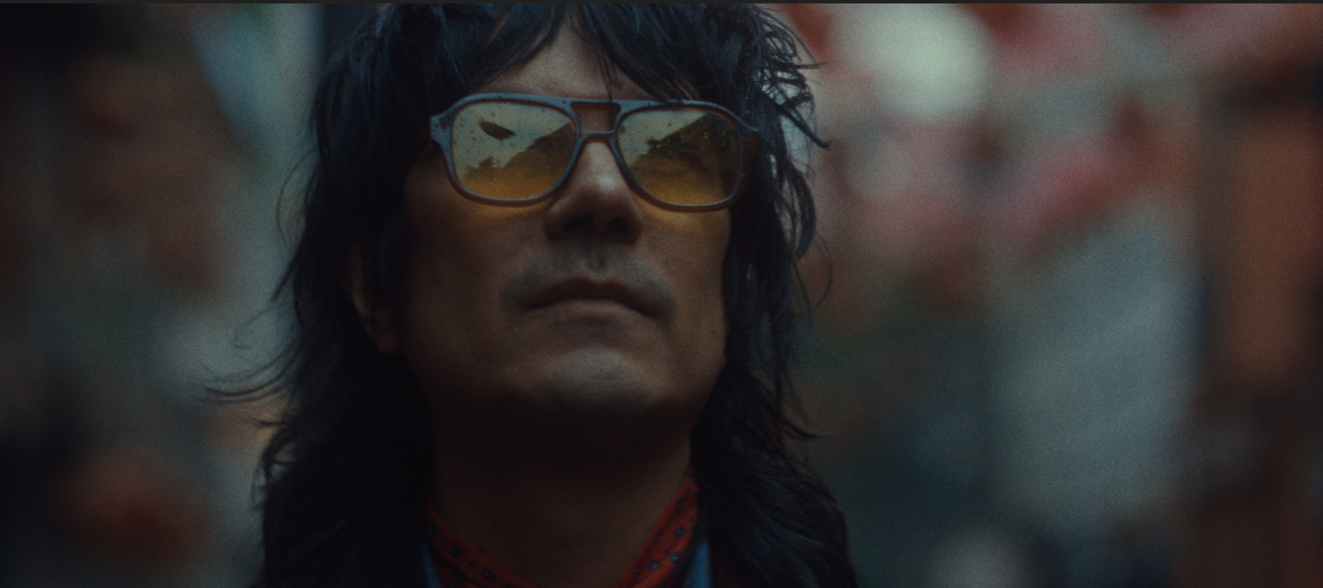 Vicente Jáuregui sorprende con el video de “Ternura Radical”