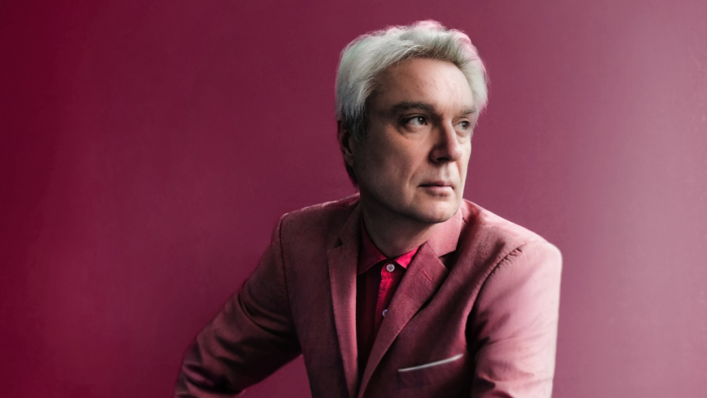 Escucha “She Explains Things to Me”, lo nuevo de David Byrne