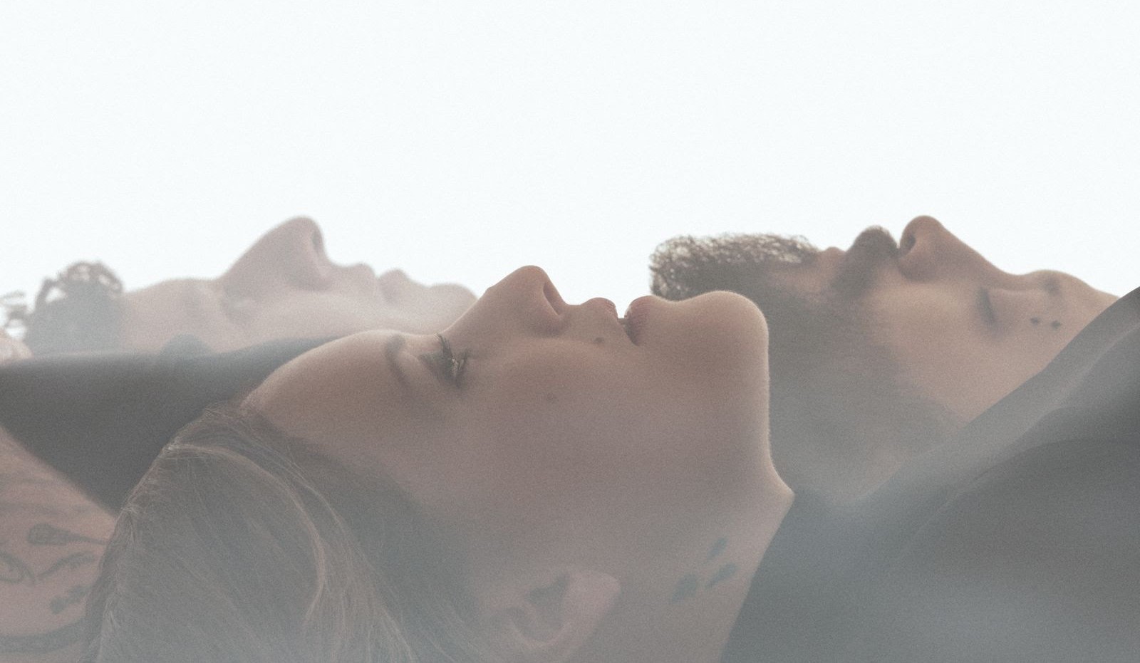 Hello Seahorse! sorprende con un doble estreno “16” y “Corre”