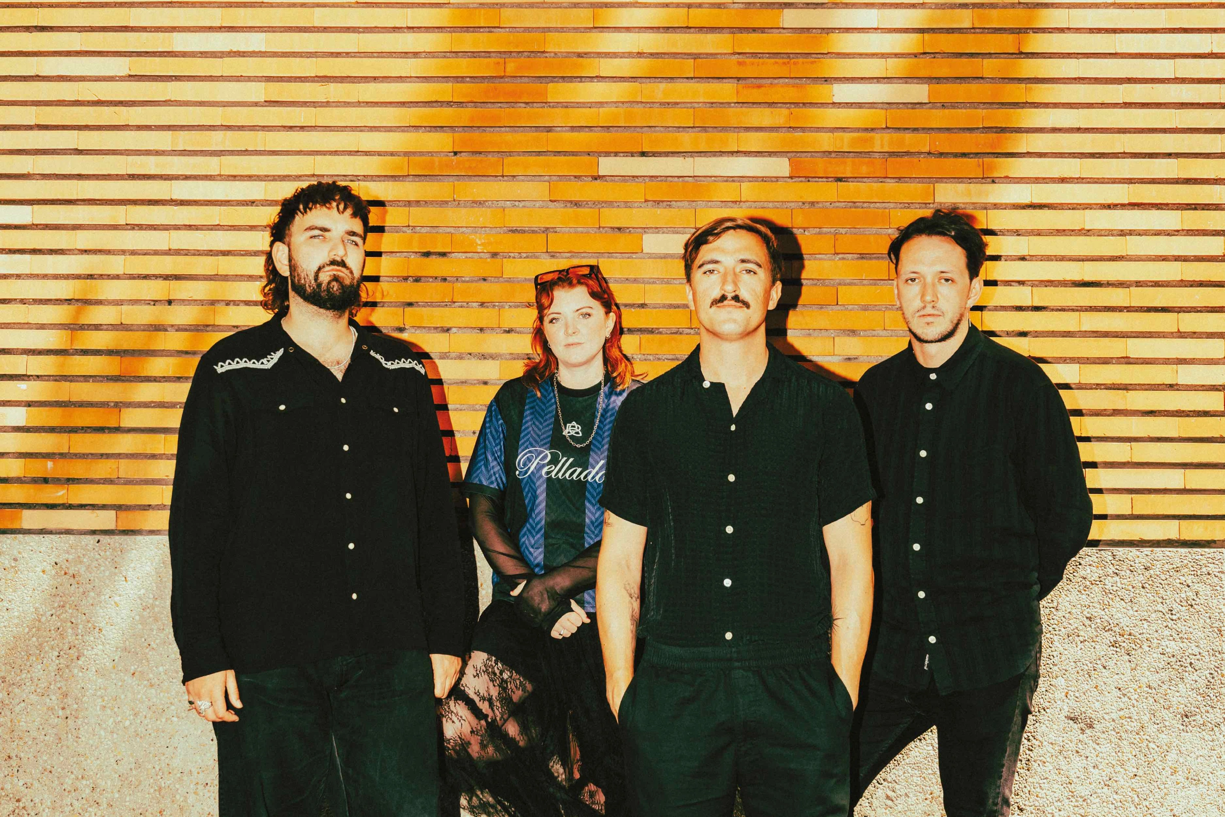 SPRINTS estrena “Rage” y “Beg”