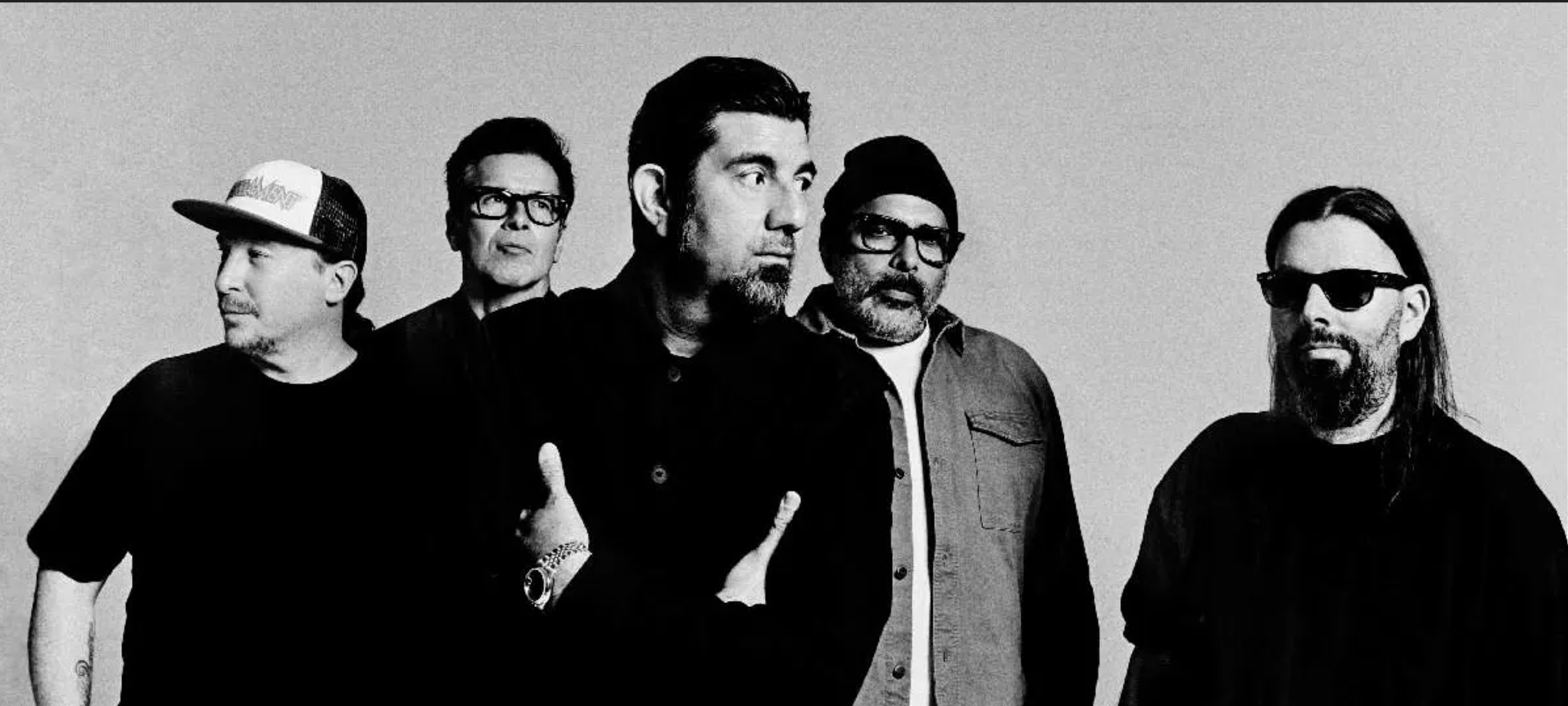 Deftones anuncia disco y estrena “my mind is a mountain”