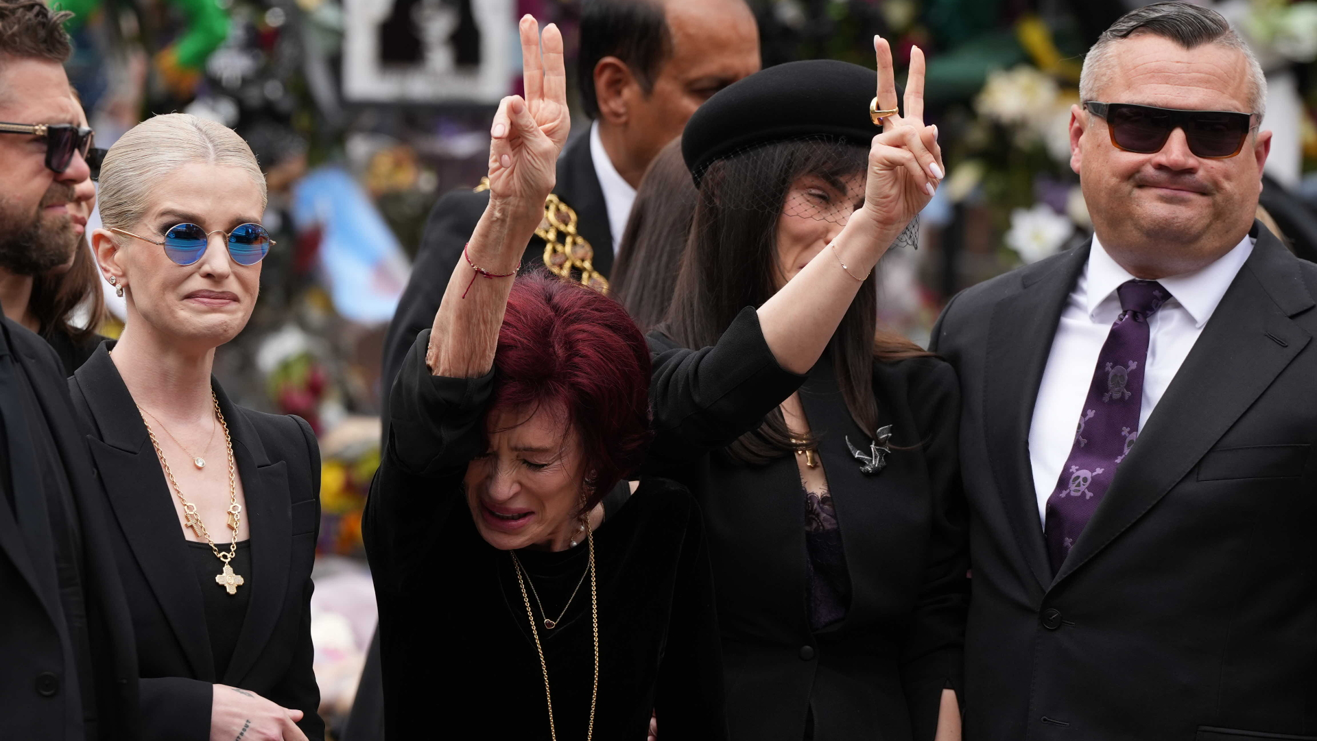 Despiden a Ozzy Osbourne en su ciudad natal