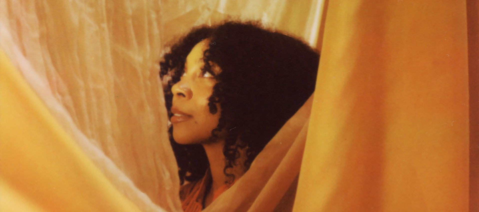 Hollie Cook comparte “Shy Girl” y da detalles de su nuevo disco