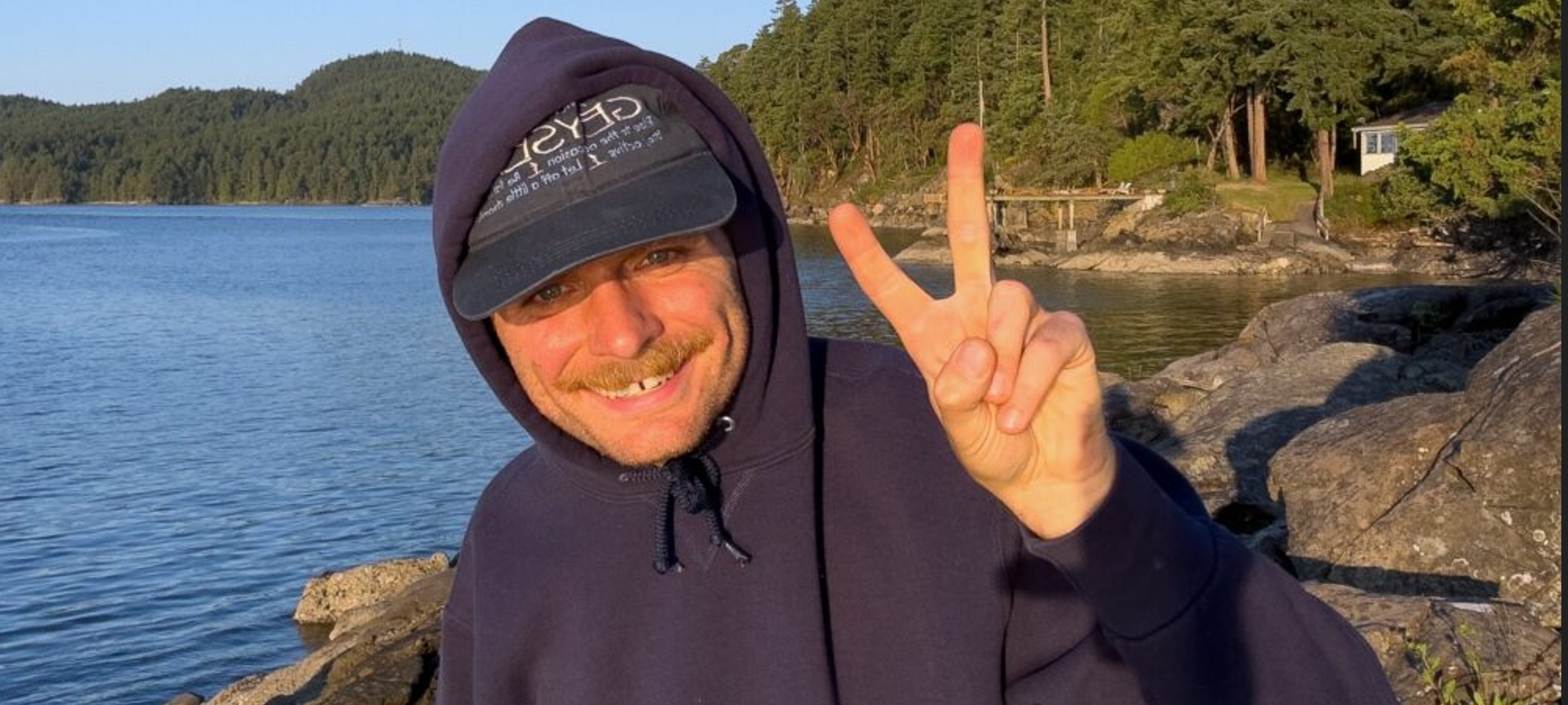 Mac DeMarco cautiva con “Holy”