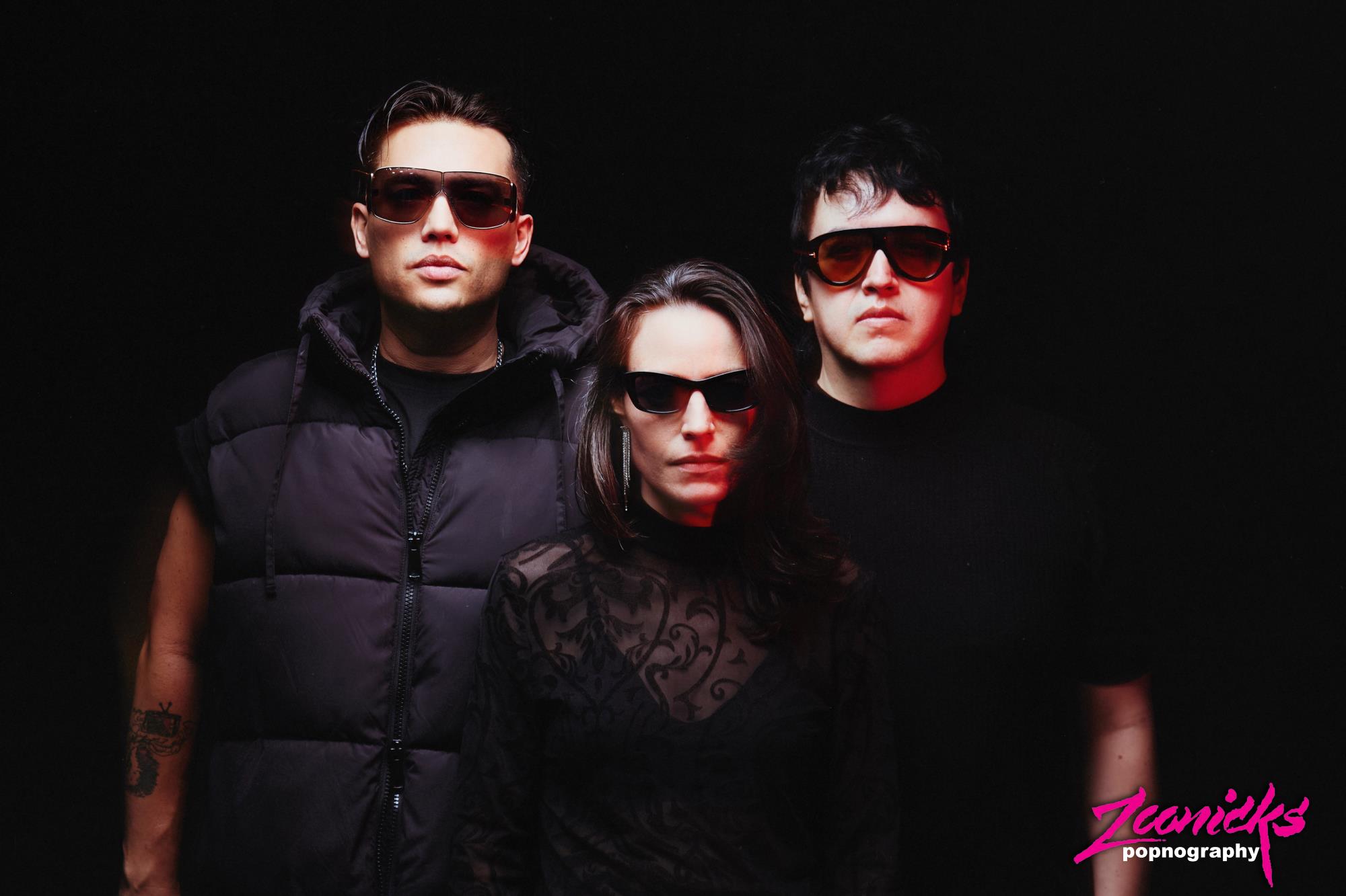 “Love me, Love me”, lo nuevo de Zoonicks