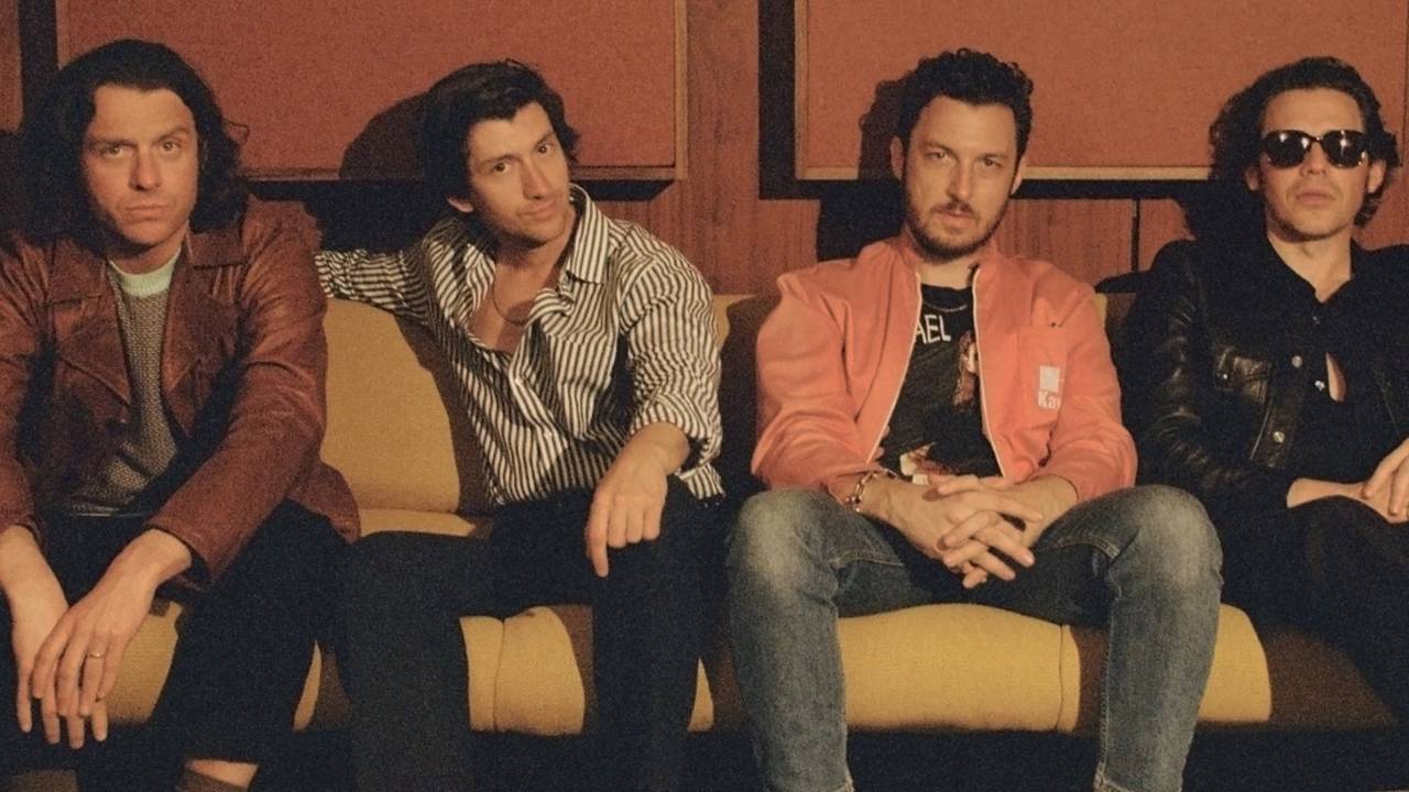Arctic Monkeys anuncia su nuevo sello discográfico