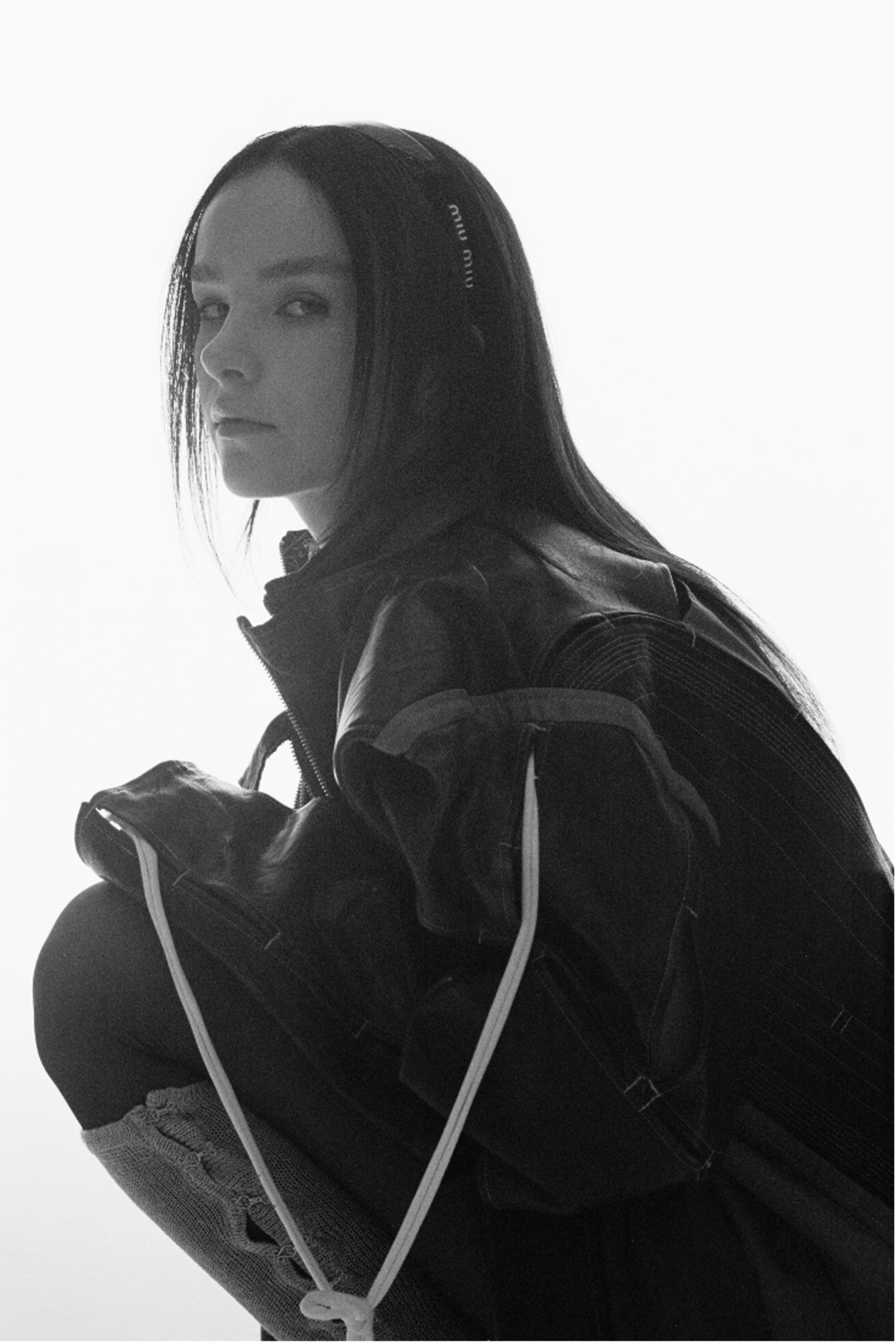 Escucha ‘QQQQ (Remixes)’ de Ela Minus