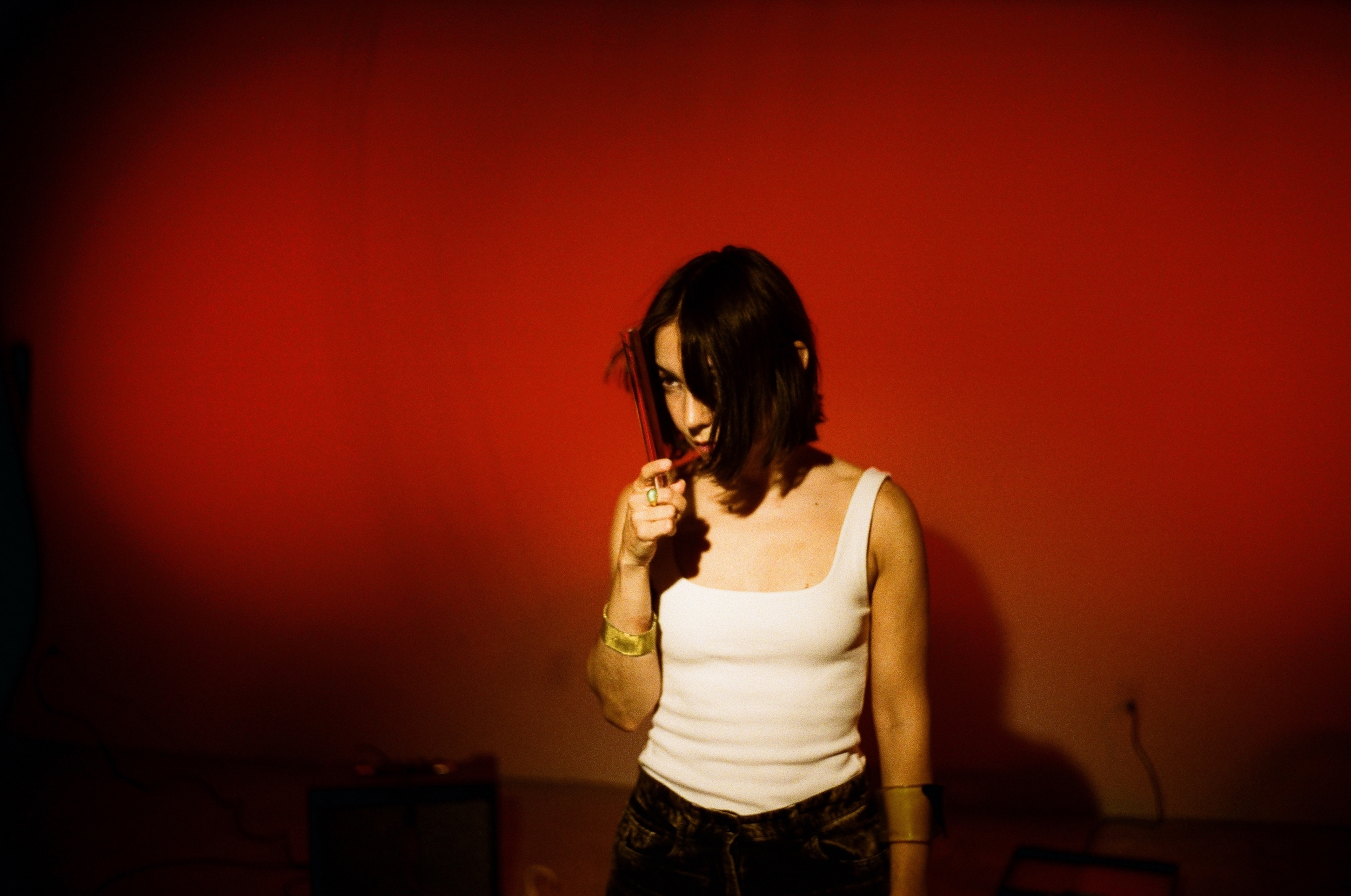Lucrecia Dalt hipnotiza con “No death no danger”