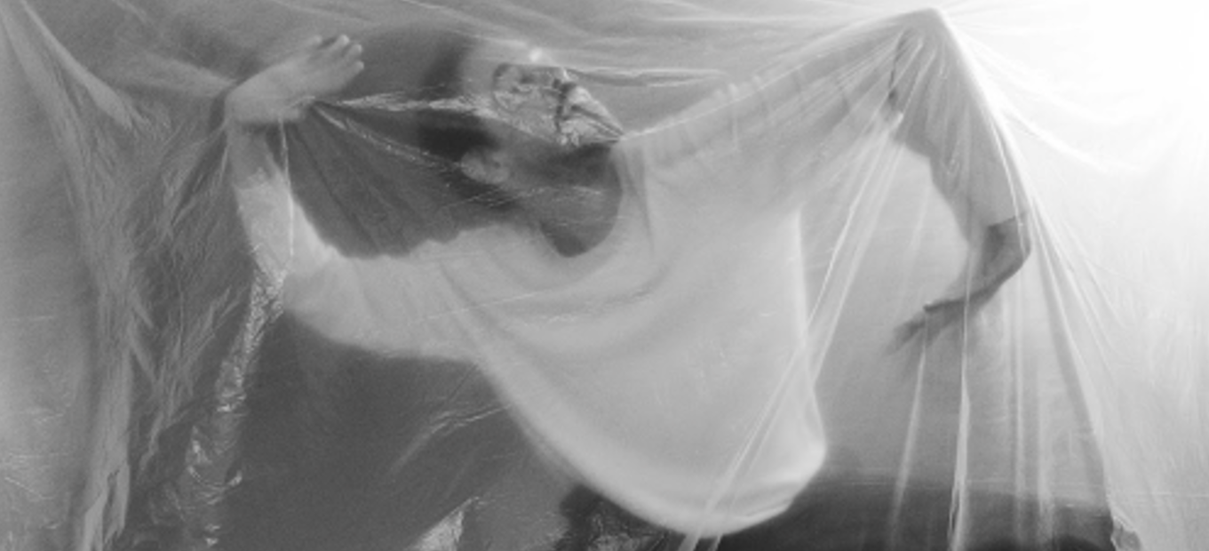 Meme Del Real lanza 'La Montaña Encendida', su álbum debut en solitario