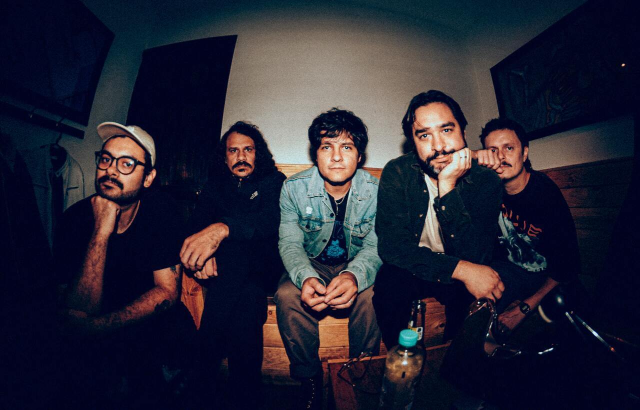 Adiós Cometa presenta “Luminosa”