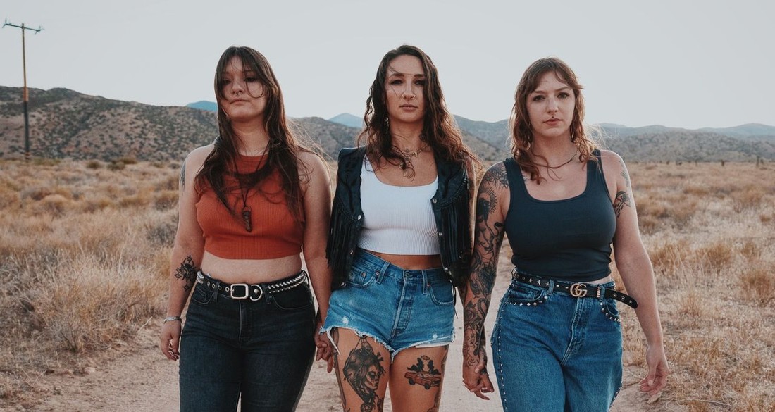 Blackwater Holylight estrena “Involuntary Haze”