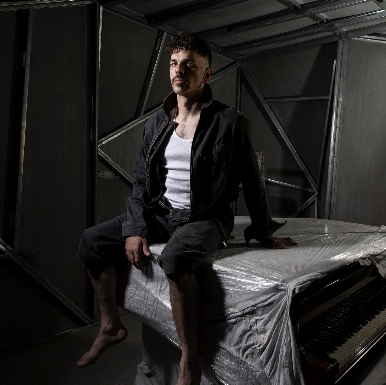 Torreblanca presenta 'Hay Un Mundo Allá Afuera'