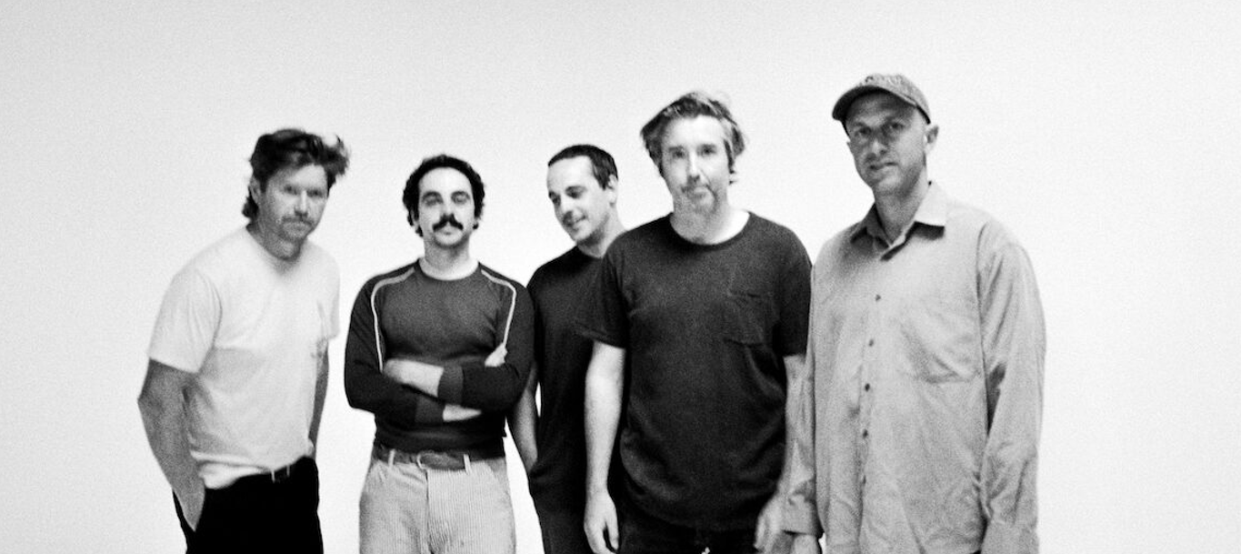 Rolling Blackouts Coastal Fever llega con “Sunburned in London”