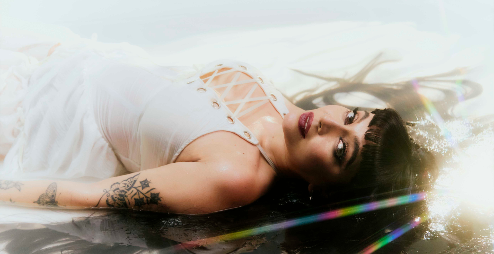 Cancamusa presenta su versión de “Entre mis recuerdos”