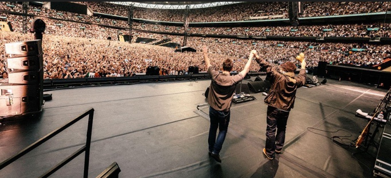 Oasis será parte del disco 'HELP(2)' de War Child