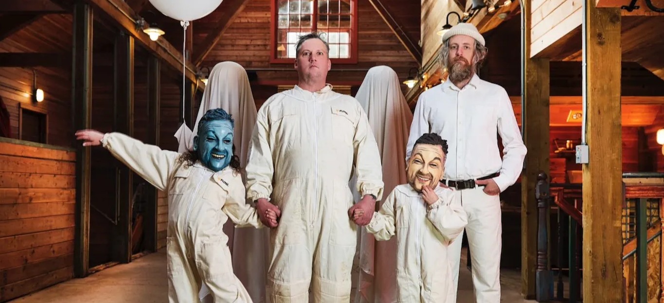 Modest Mouse anuncia disco y estrena “Picking Dragon's Pockets”