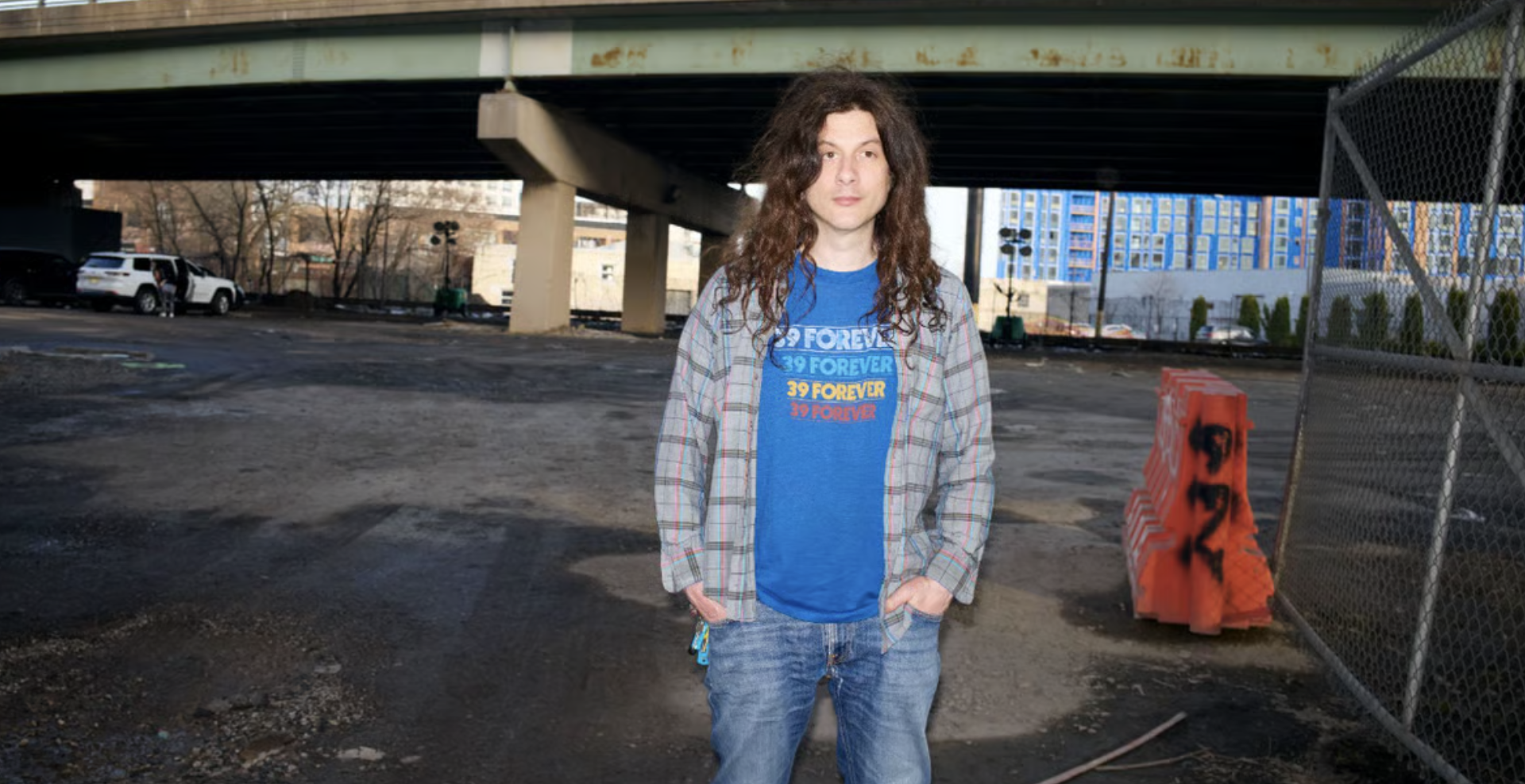 Kurt Vile explora la nostalgia con “Zoom 97”
