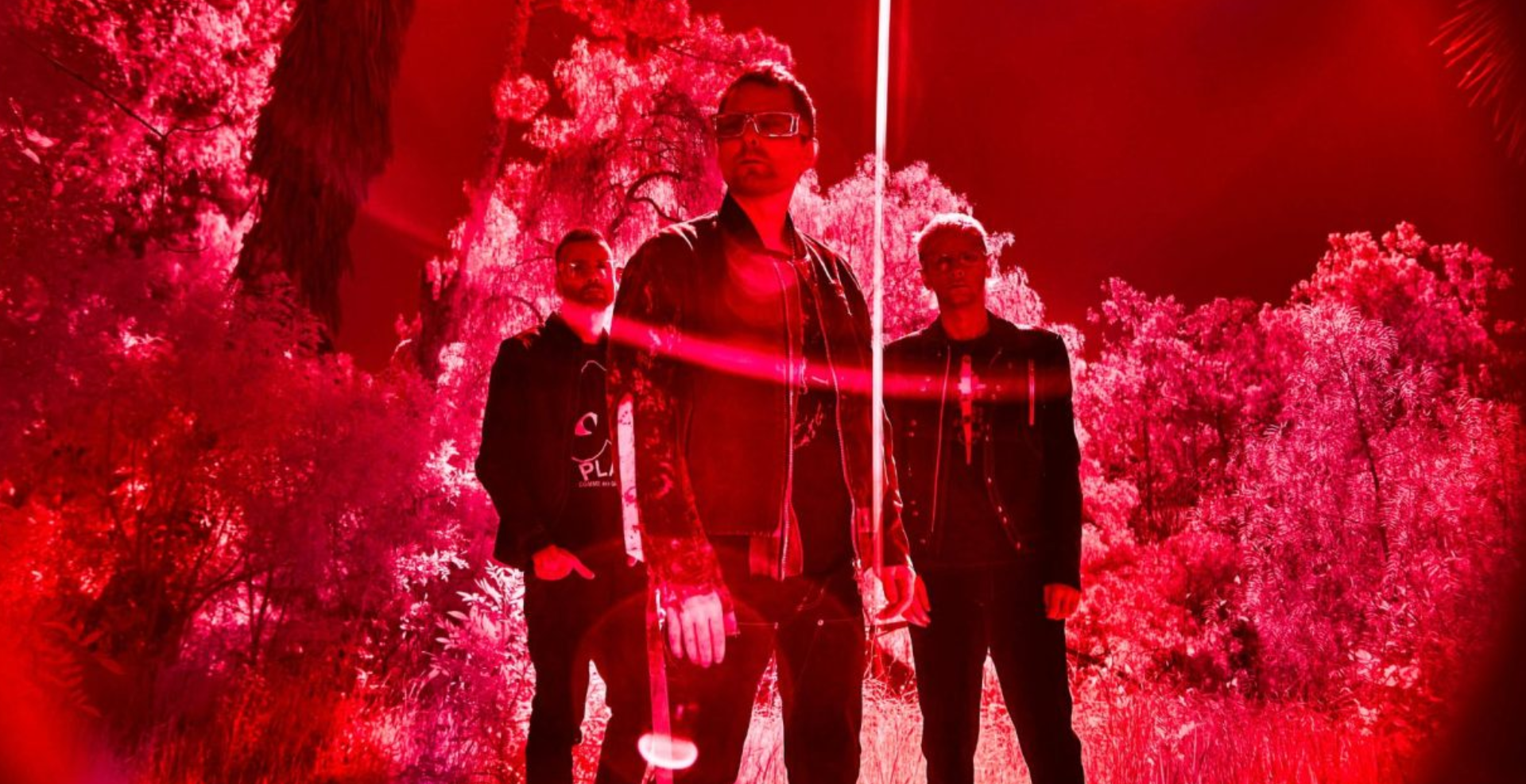 Muse apuesta por un sonido más introspectivo en “Hexagons”