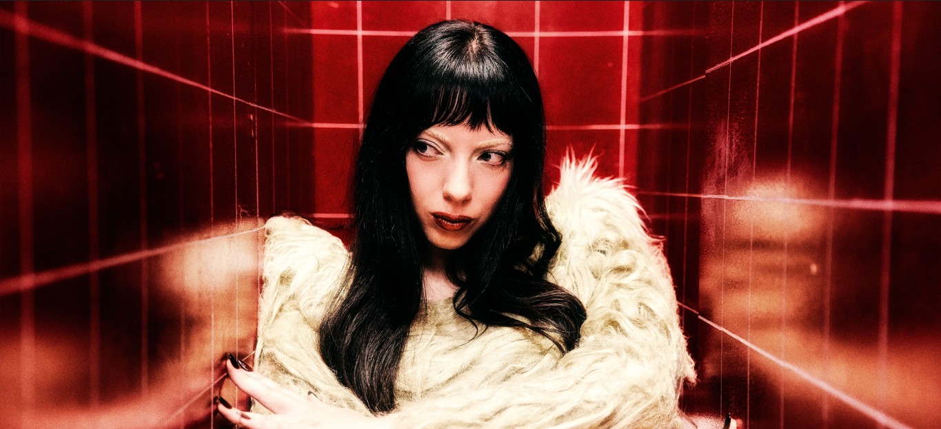 Lisa María estrena “Demente”