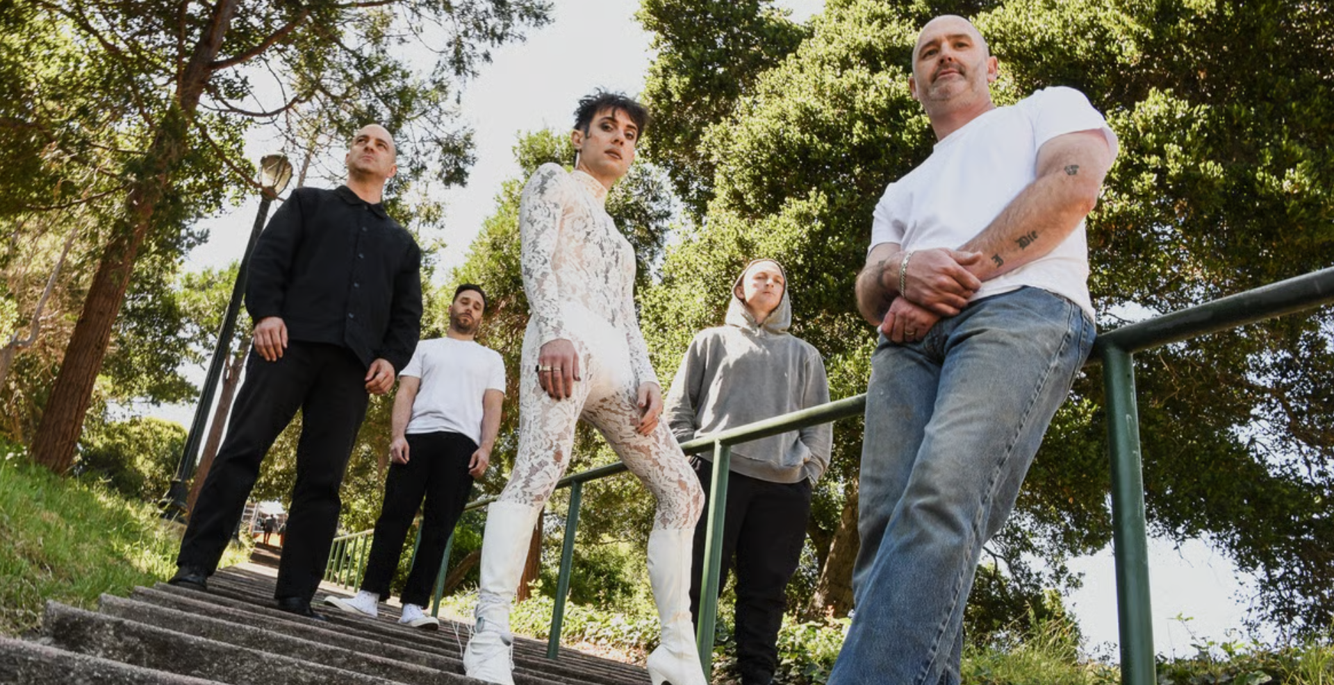 Ceremony regresa con 'Tell Me Your Dream', su nuevo álbum