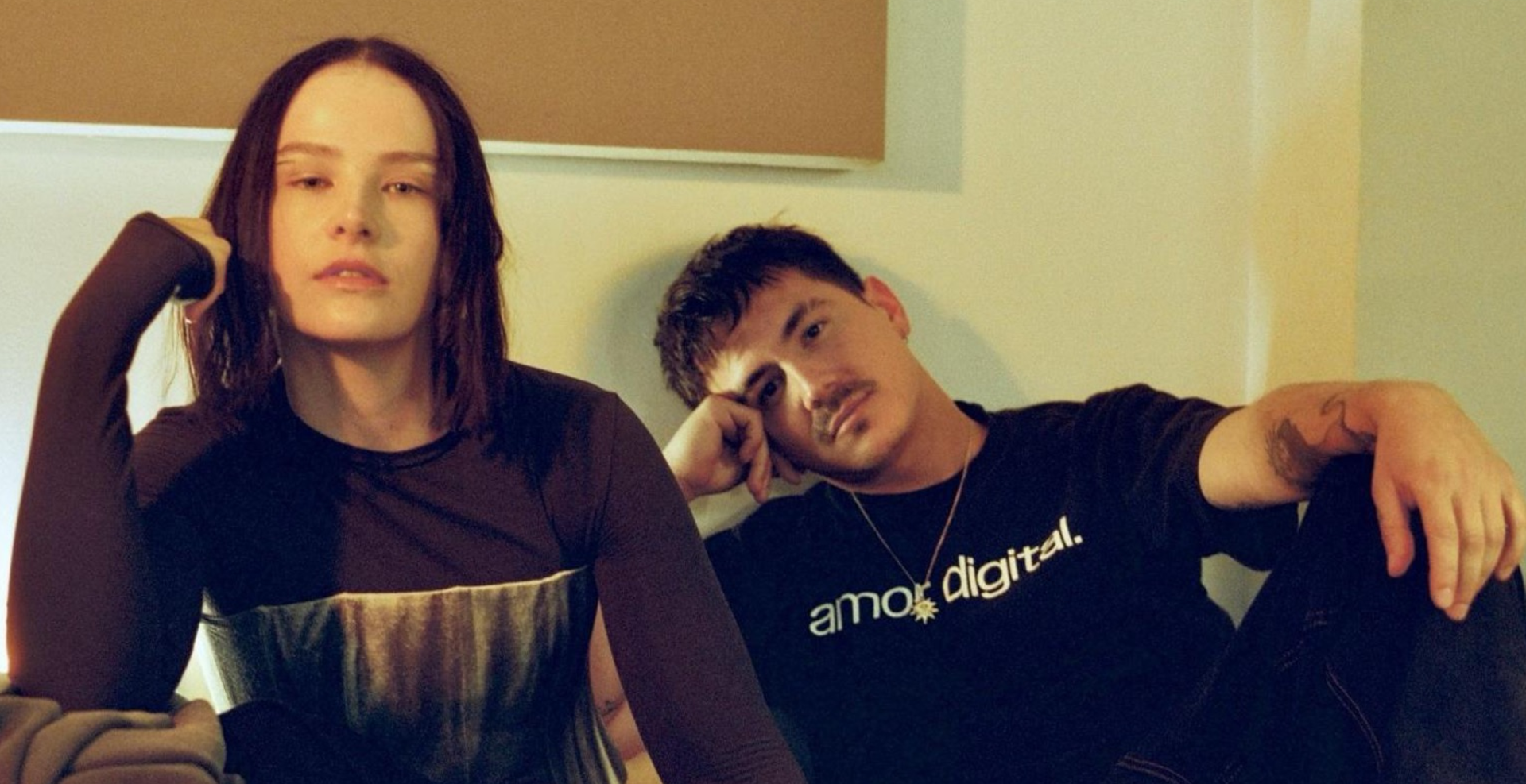 Ela Minus & Nick León anuncian '¿qué les pasó a mis amigos?'