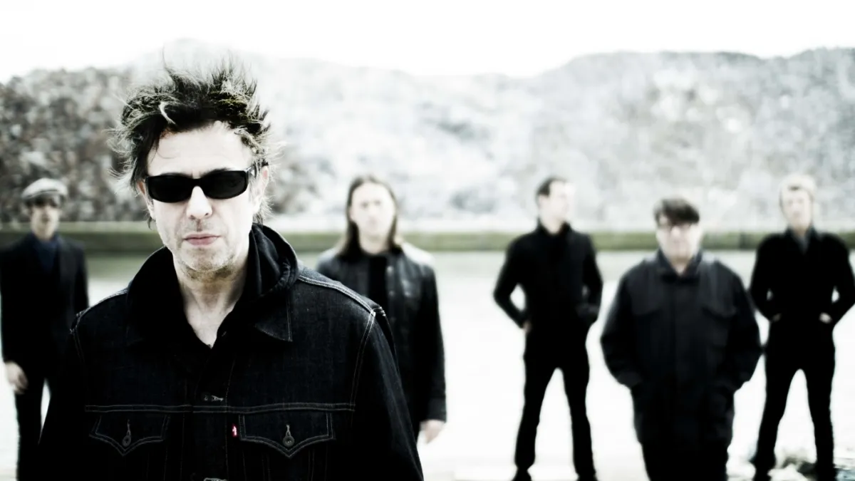 Echo & the Bunnymen anuncia disco y estrena “Brussels Is Haunted”