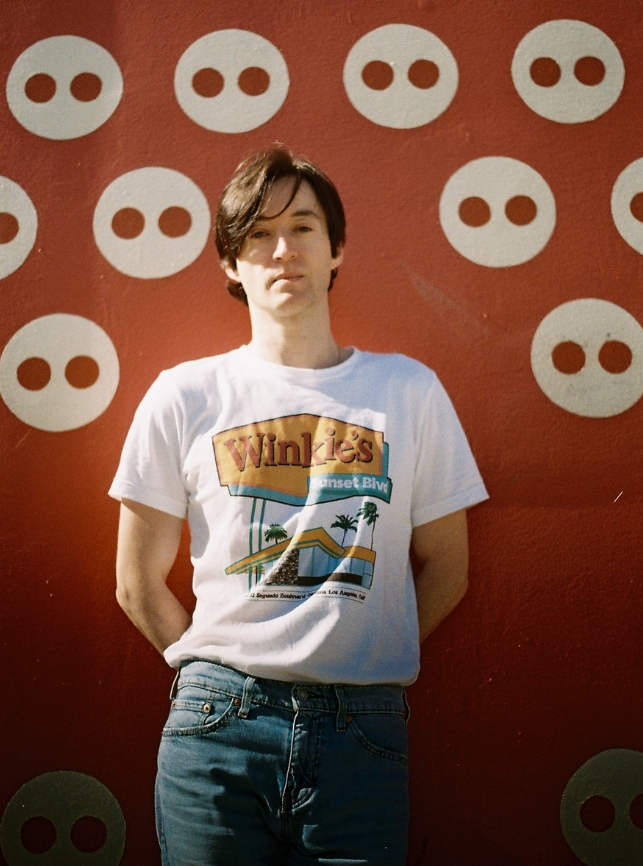 Art d’Ecco cuestiona la tecnología con “The Death of Indie”