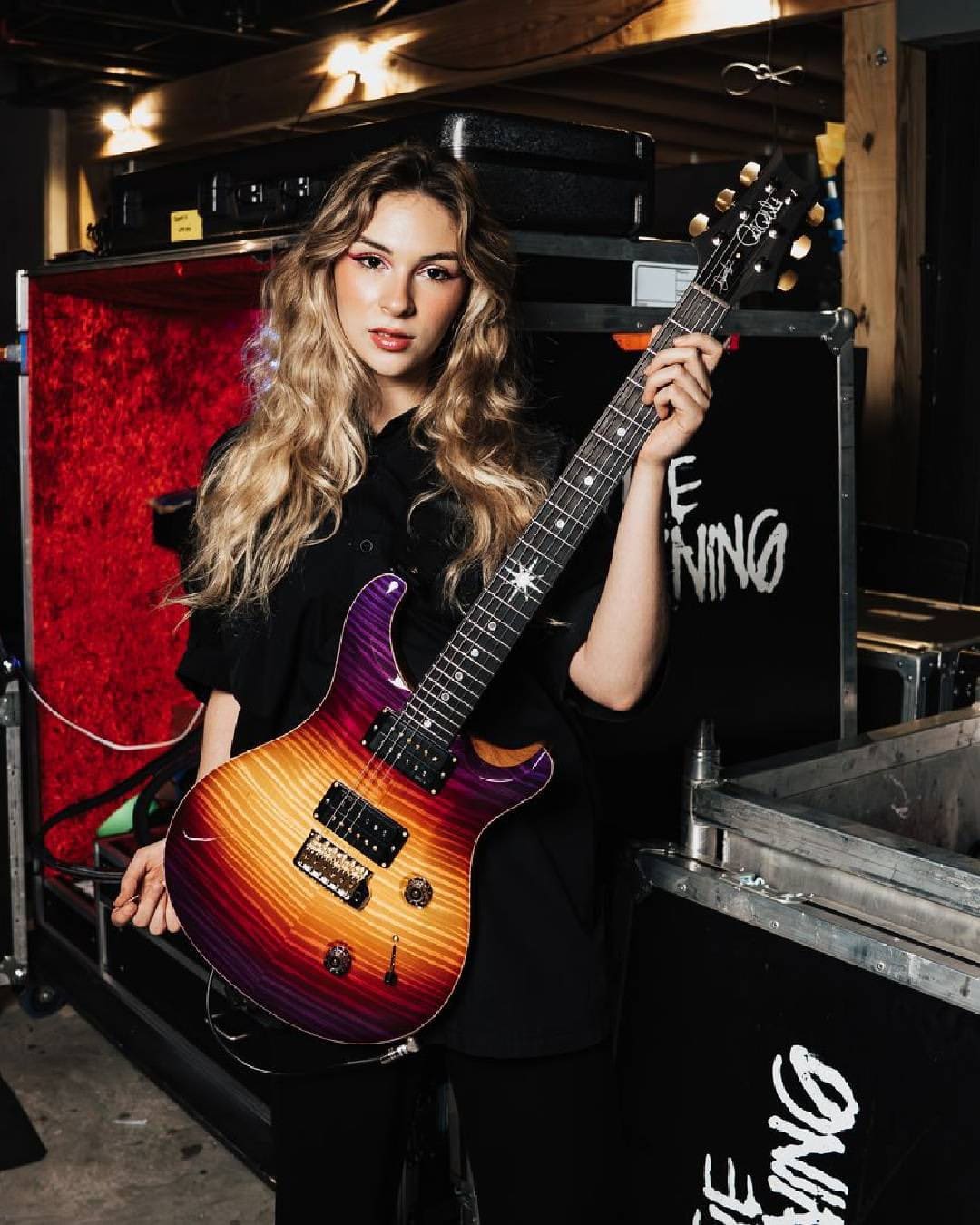 Daniela de The Warning presenta guitarra edición especial