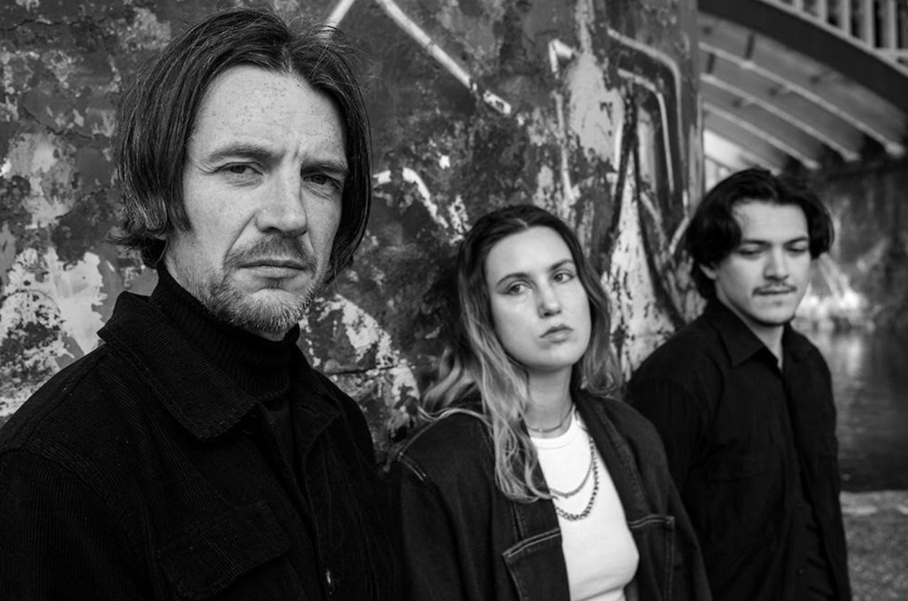 T.R. Burge & The Temple anuncia 'Godache', su álbum debut